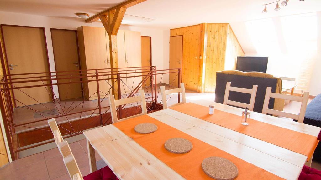 Apartman Cabernet Velké Pavlovice Стая снимка
